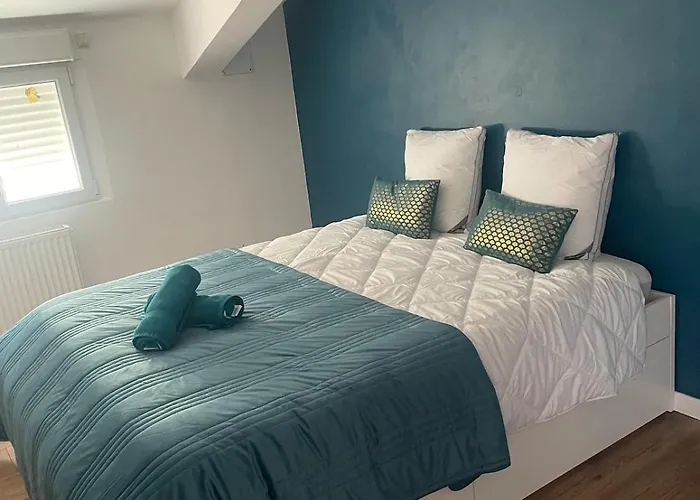 Maison De * Caussens